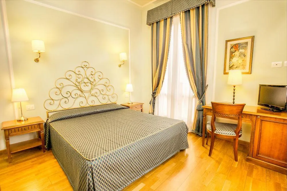 Hotel Bretagna Heritage - Alfieri Collezione فلورنس
