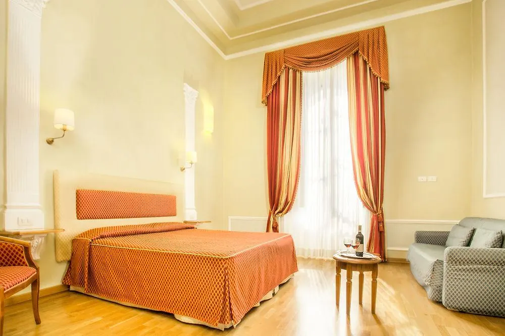 Hotel Bretagna Heritage - Alfieri Collezione Florence 4*,  Italy
